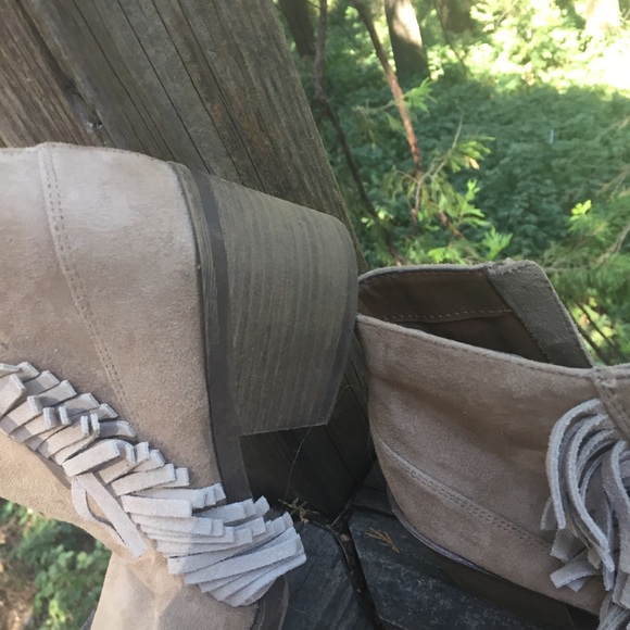 Tan Swede cloth fringed short  cowboy boots,HP25 - Picture 4 of 9